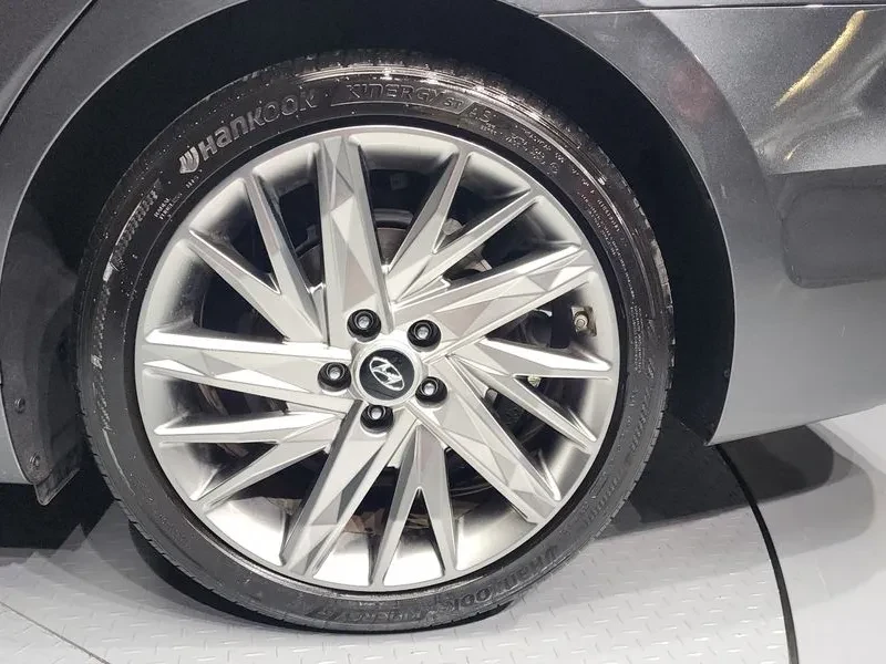 Hyundai Grandeur 2.5 Premium Choice, снимка 5 - Автомобили и джипове - 55936111