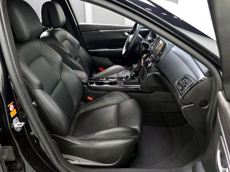 Renault Samsung SM6 1.3 Automatic КРАЙНА ЦЕНА: 13287 EUR !!!РЕАЛНА КРА, снимка 12 - Автомобили и джипове - 55969136