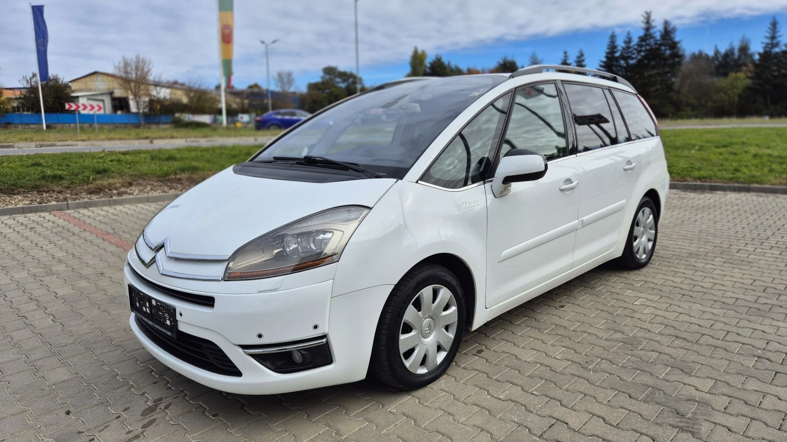 Citroen Grand C4 Picasso 1.6 HDI - изображение 6