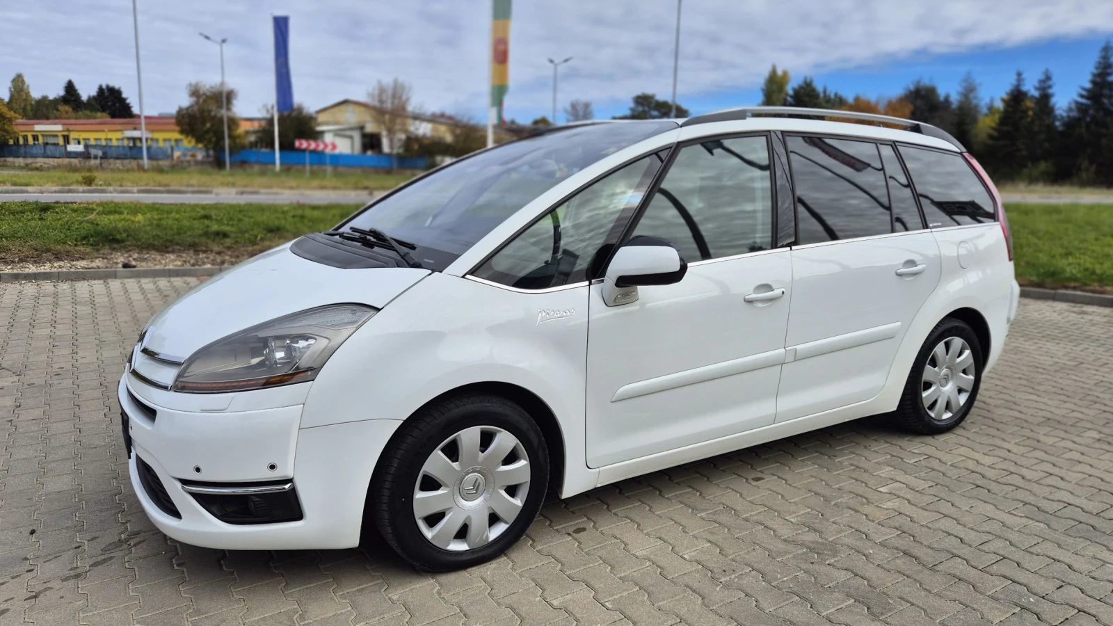 Citroen Grand C4 Picasso 1.6 HDI - изображение 7