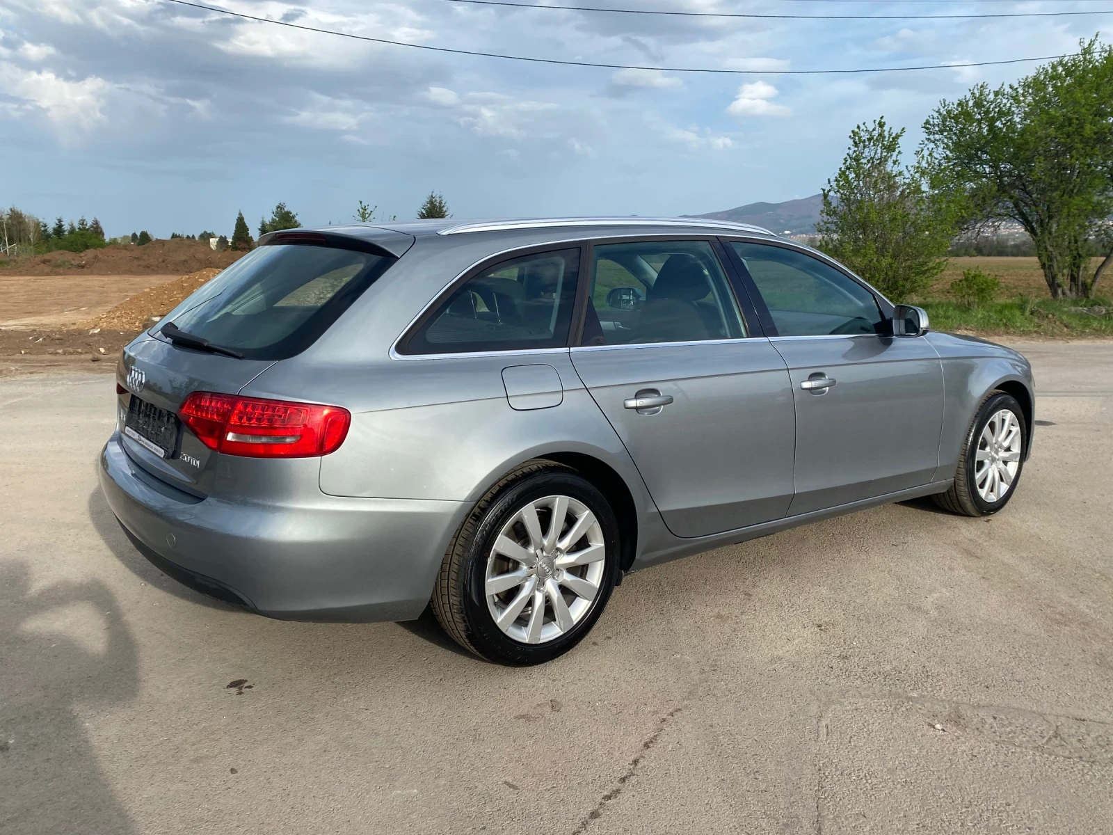 Audi A4 2.0TDI - изображение 6