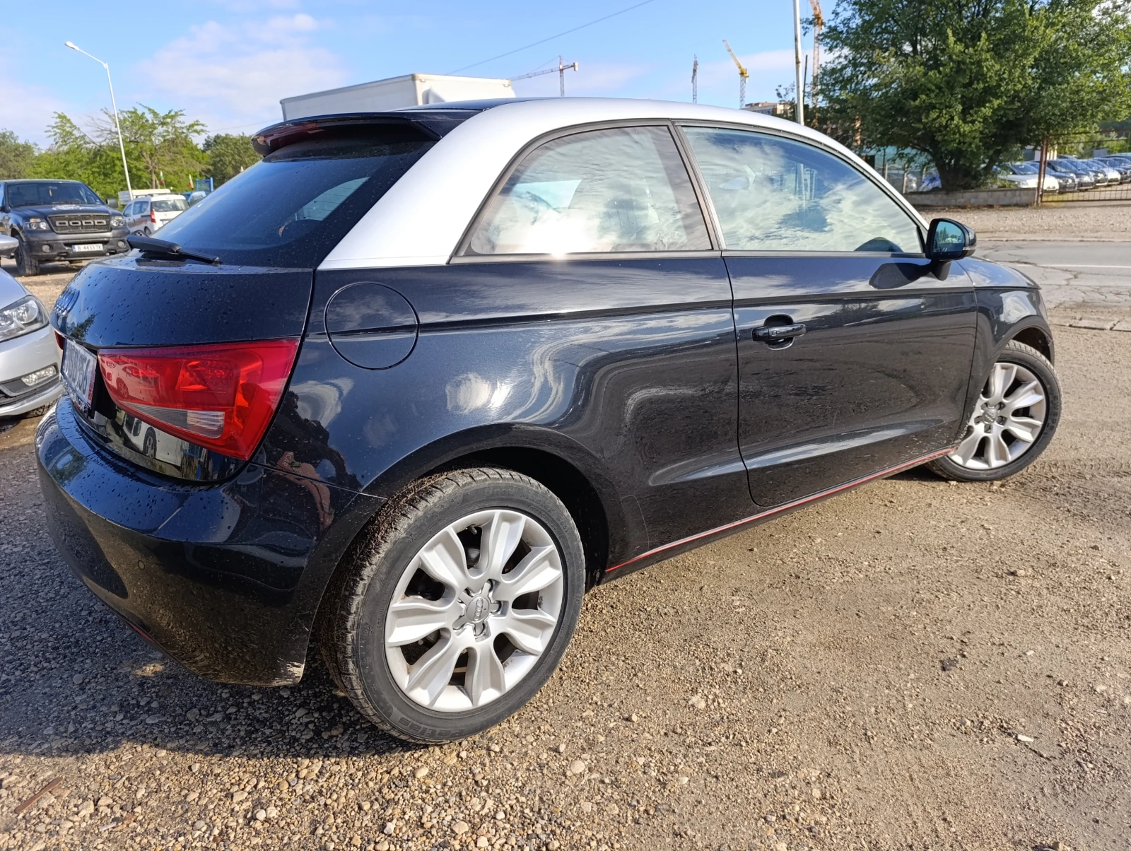 Audi A1 1.4i 16V АВТ. - изображение 3