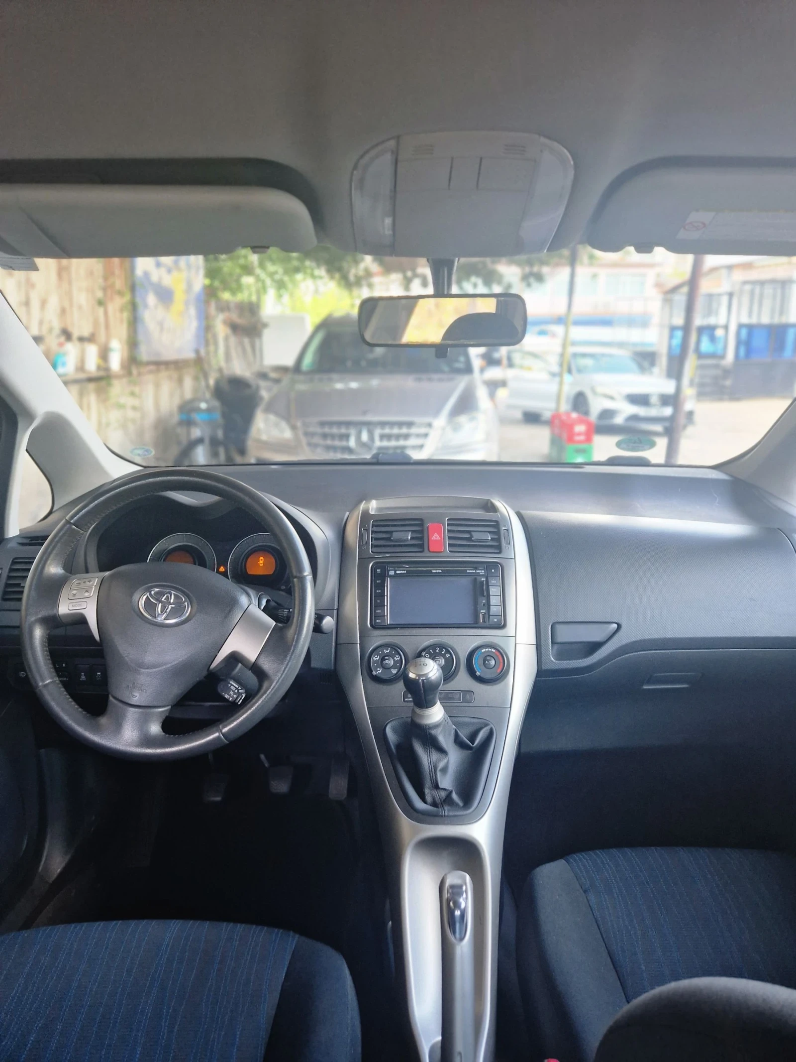 Toyota Auris 1.4D - изображение 8