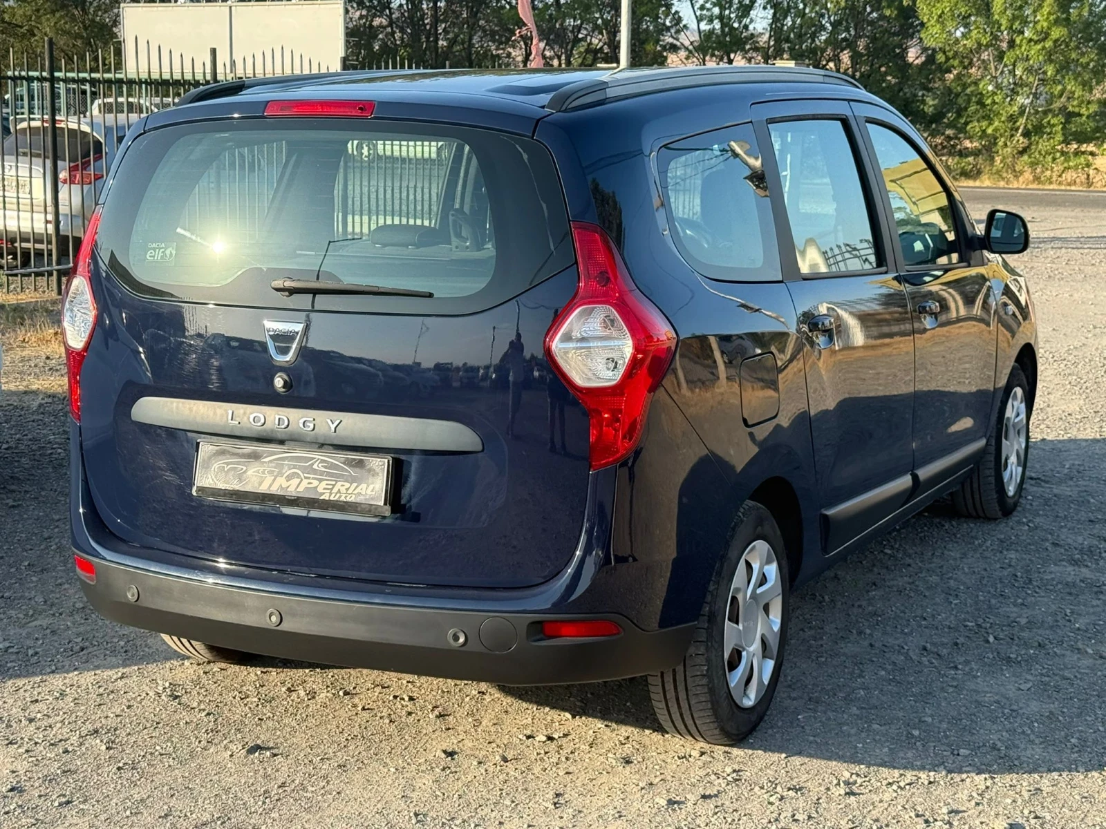Dacia Lodgy 1, 6i GPL  - изображение 5