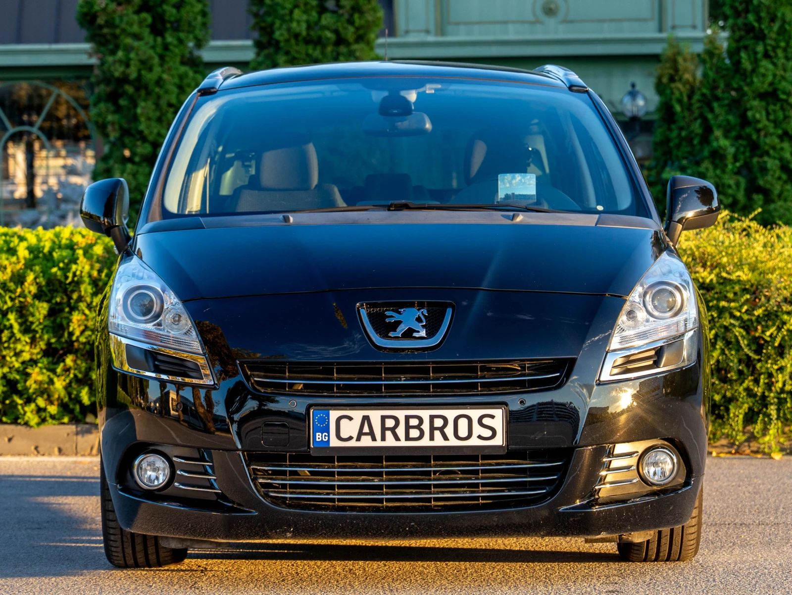 Peugeot 5008 2.0НDI 163 к.с. Panorama HeadUp Navi 7 места  - изображение 2