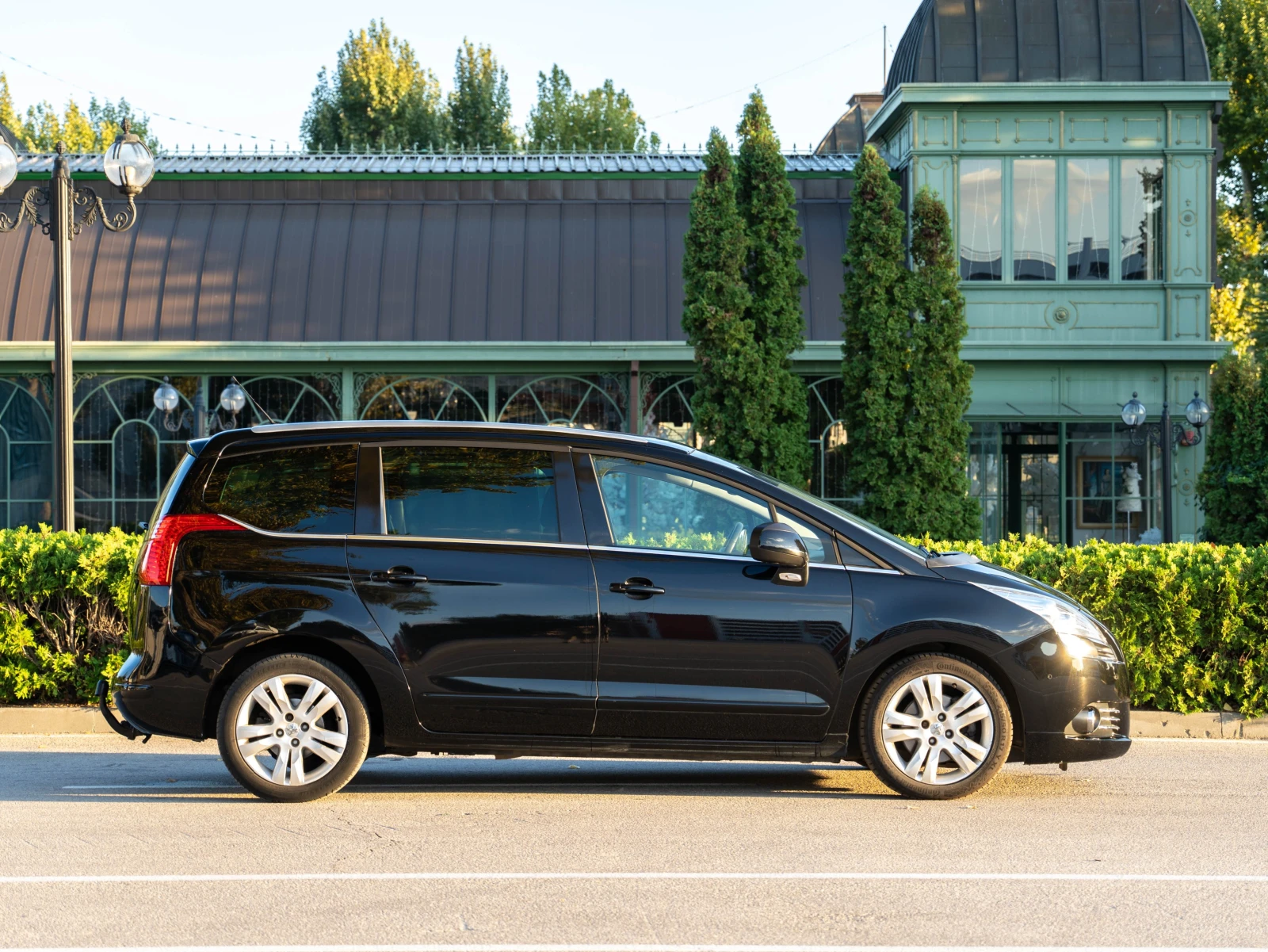 Peugeot 5008 2.0НDI 163 к.с. Panorama HeadUp Navi 7 места  - изображение 4
