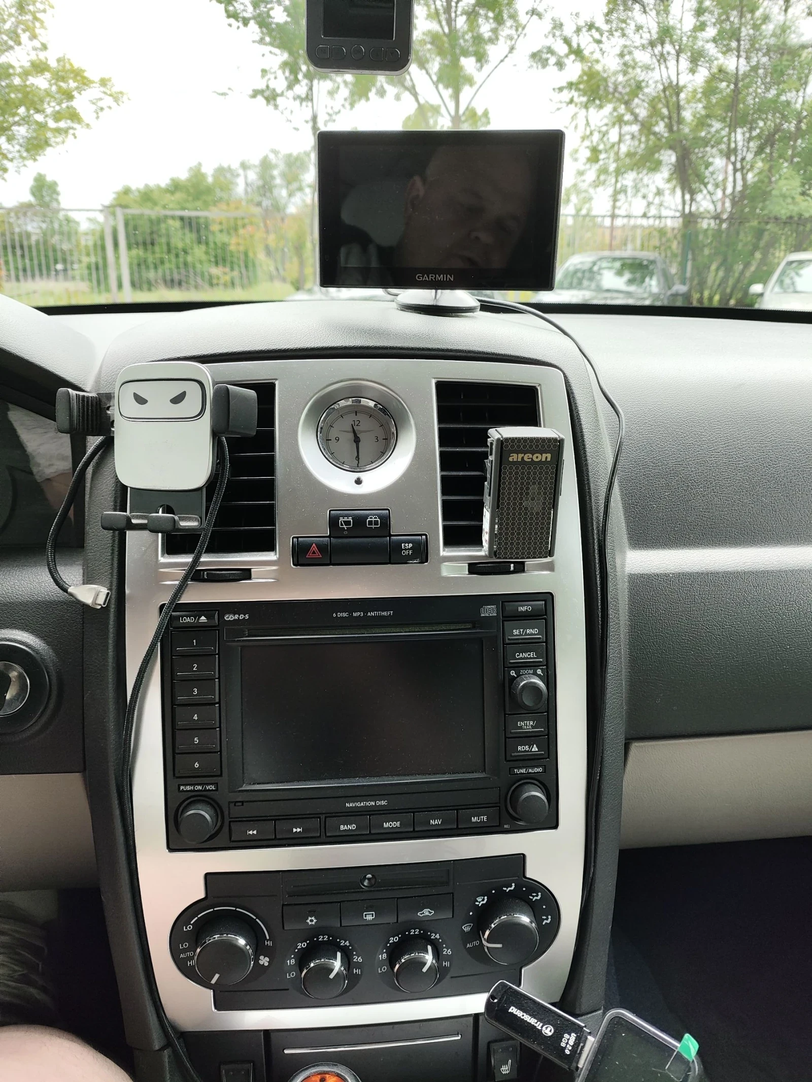 Chrysler 300c | Mobile.bg   11