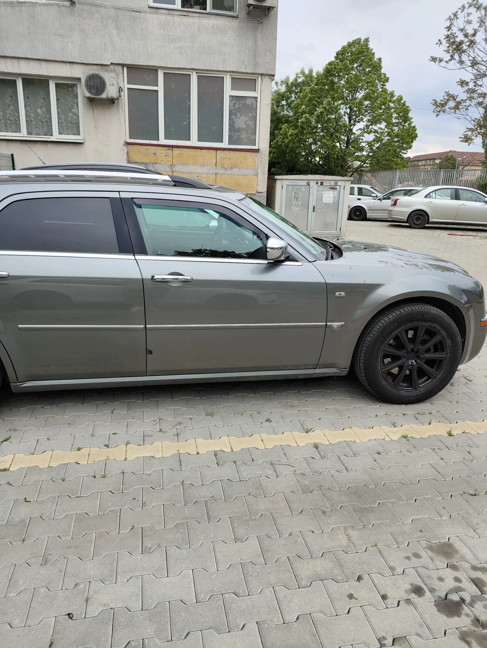 Chrysler 300c | Mobile.bg   7