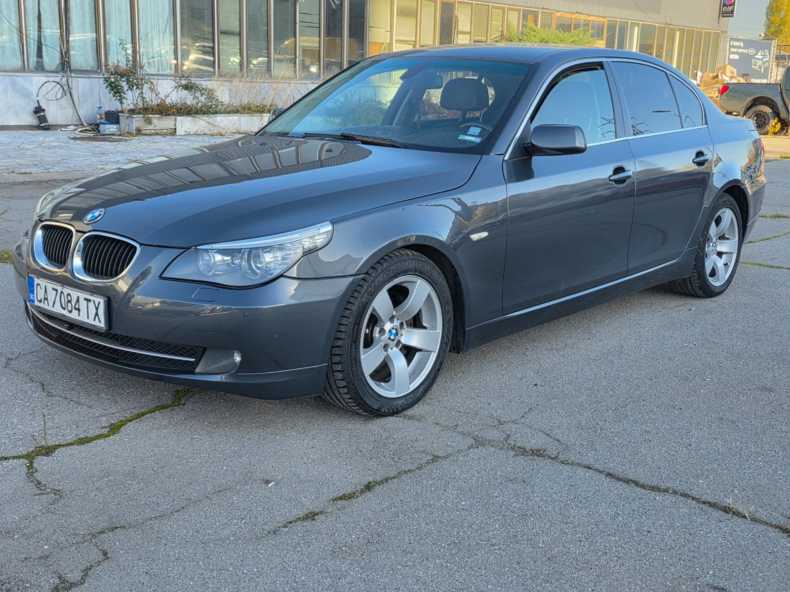 BMW 530 D 235k.c  - изображение 2