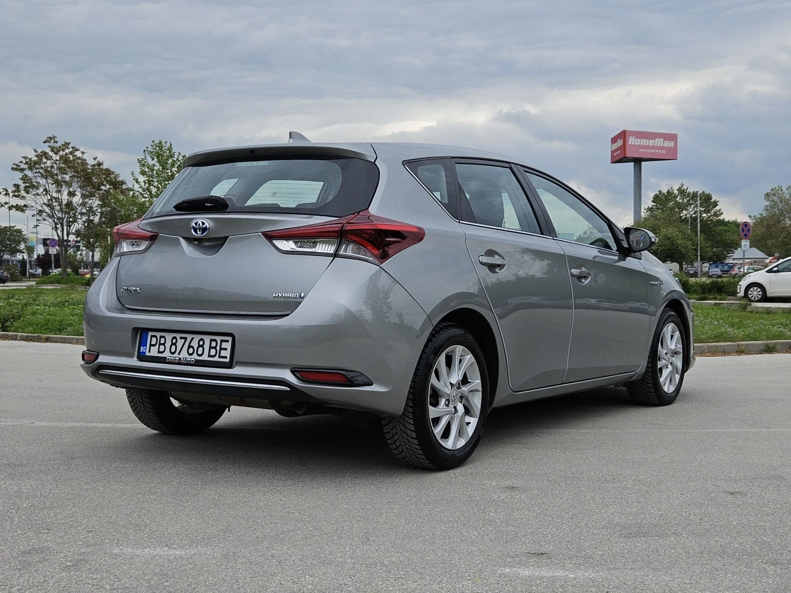 Toyota Auris 1.8i Hybrid 67000км. - изображение 4