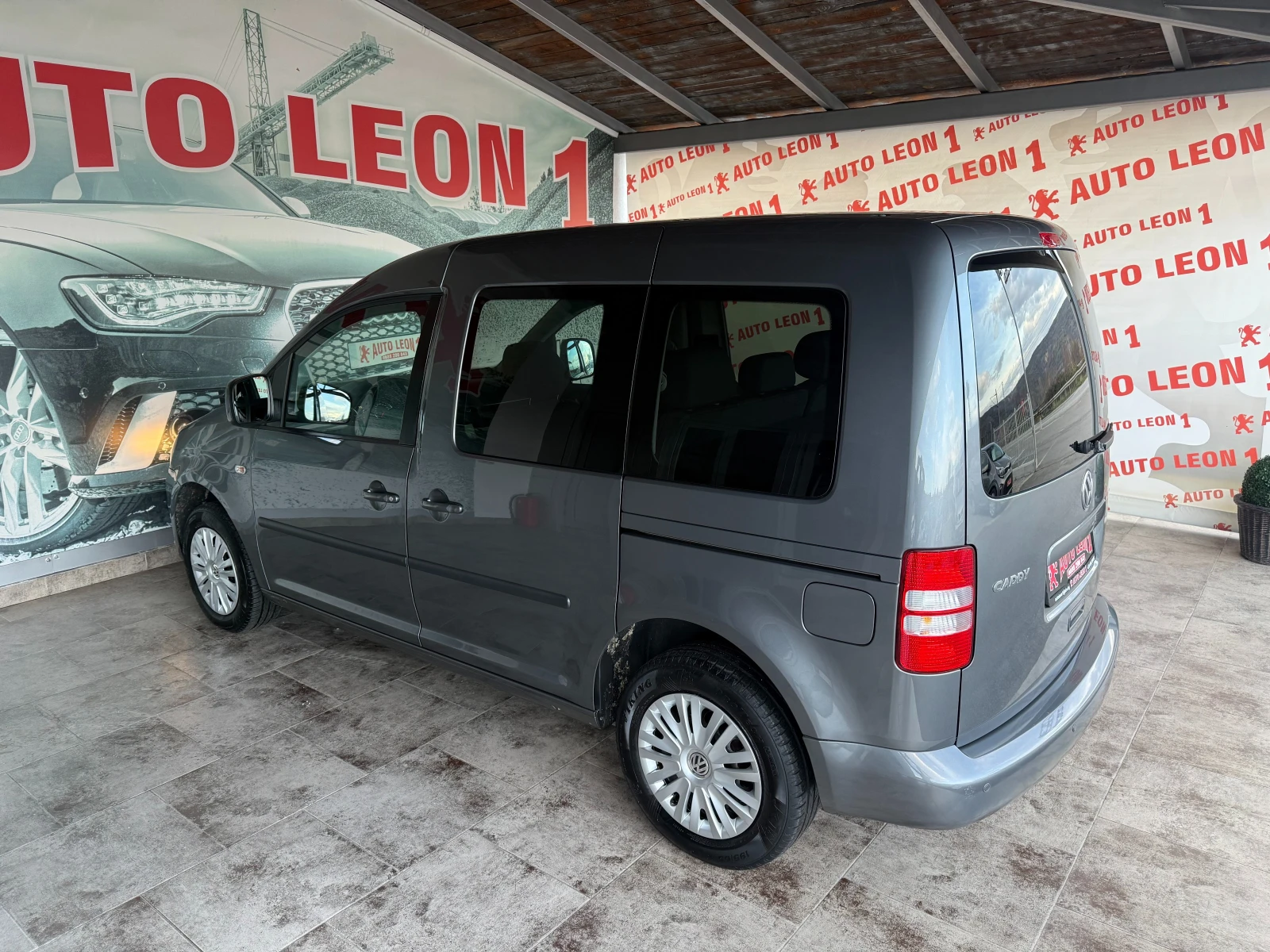VW Caddy 1.6TDI TOP TOP TOP - изображение 7