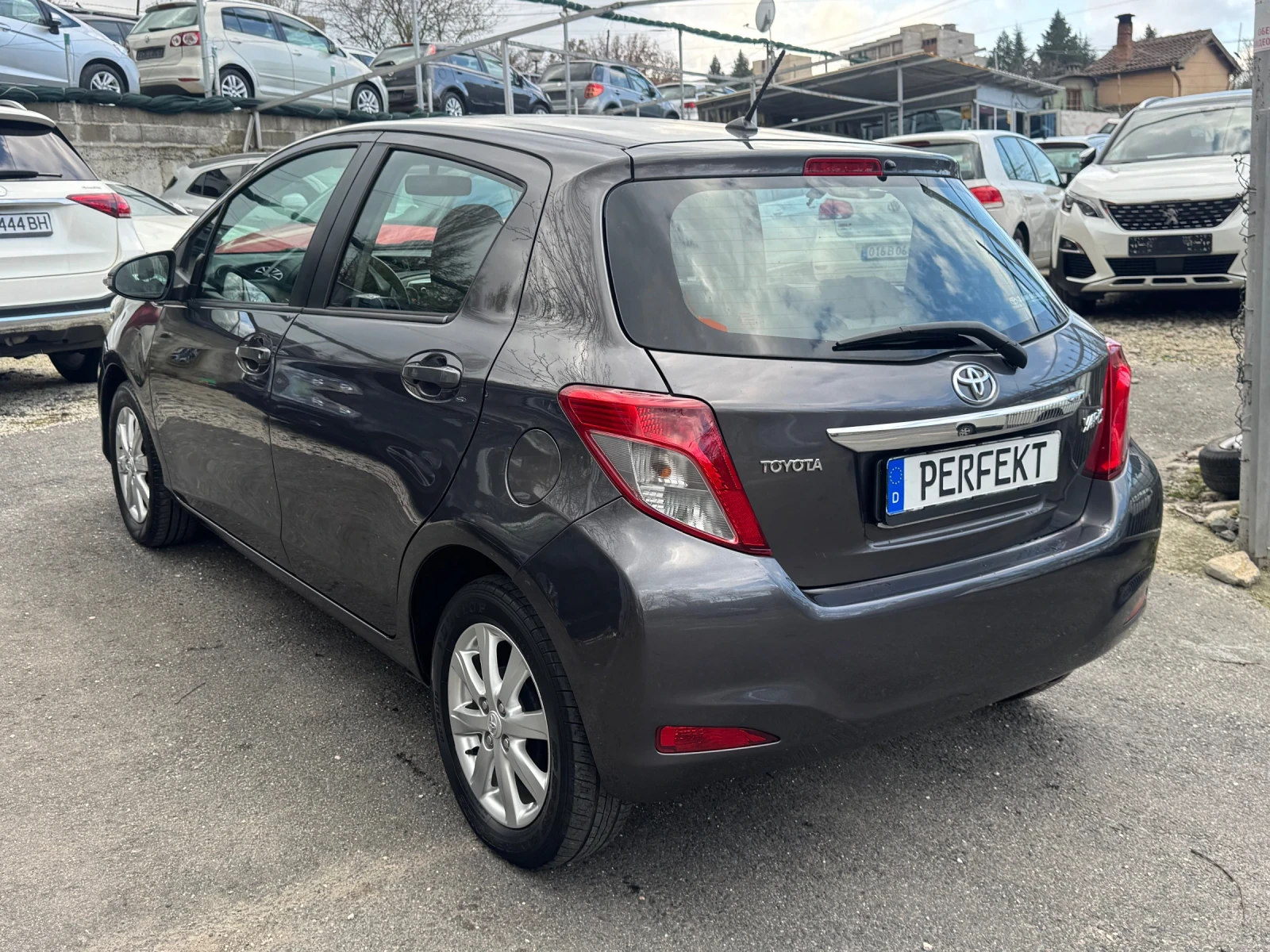 Toyota Yaris 1.3* Automatic* 94000km | Mobile.bg � ����������� 6