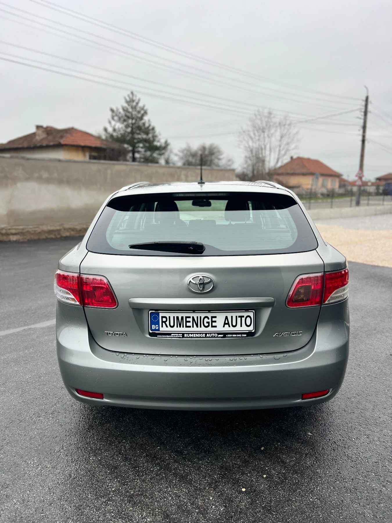 Toyota Avensis 2.2 D4D 150 к.с. ГЕРМАНИЯ - изображение 8