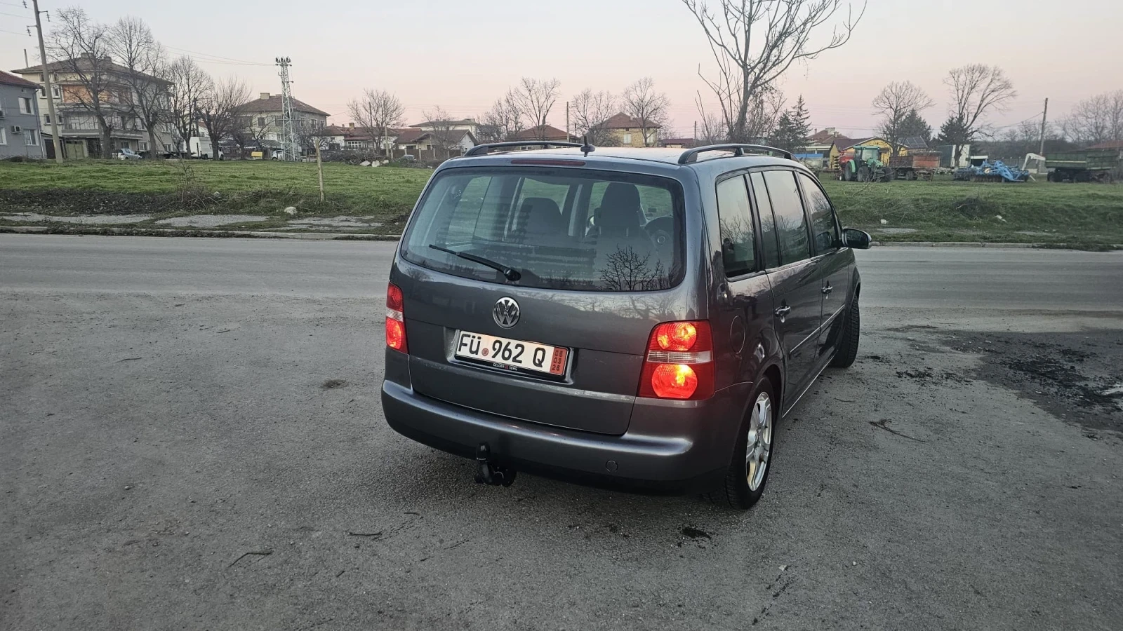 VW Touran  - изображение 4