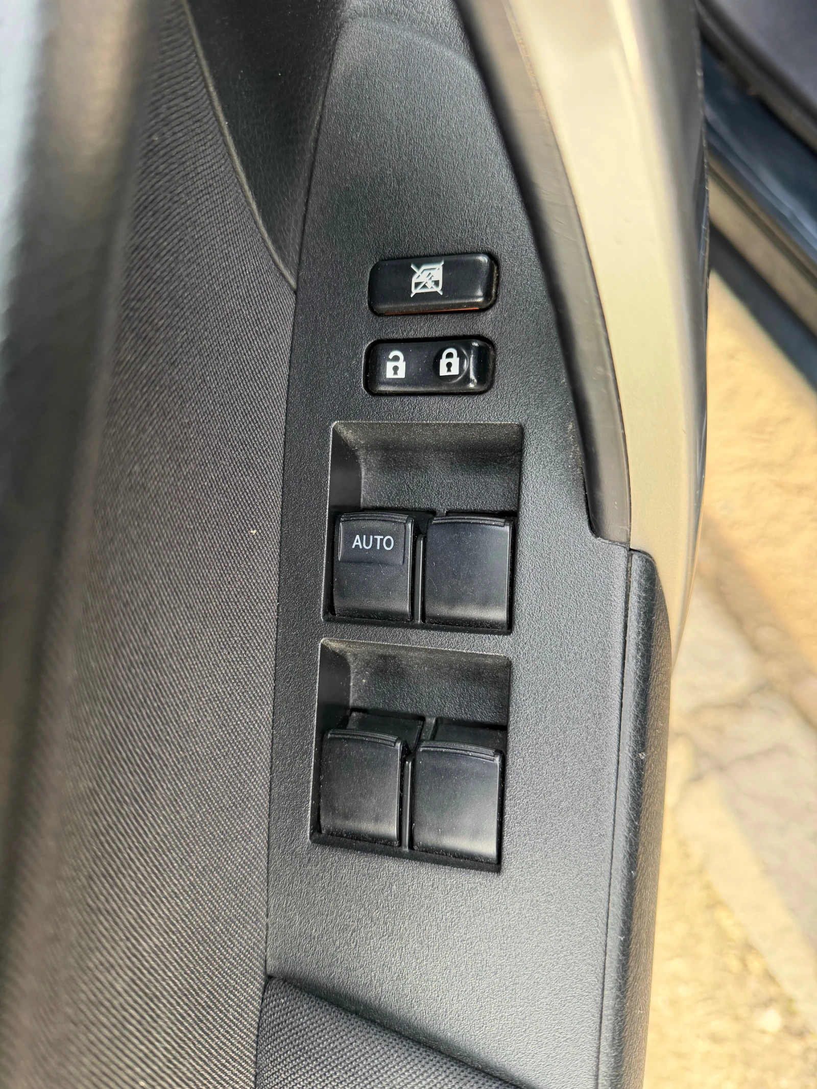 Toyota Corolla E15EJ A, снимка 12 - Автомобили и джипове - 53711695