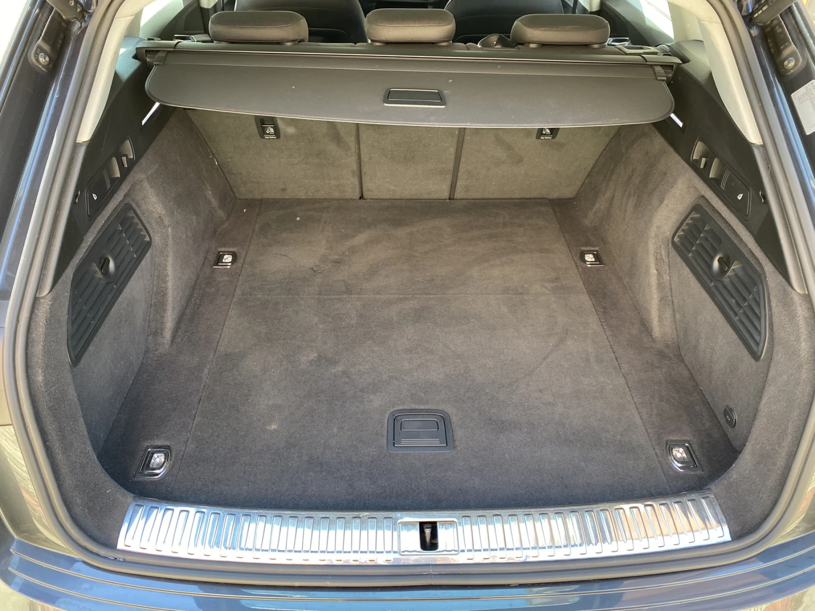 Audi E-Tron 50 quattro Business edition, снимка 15 - Автомобили и джипове - 53741908