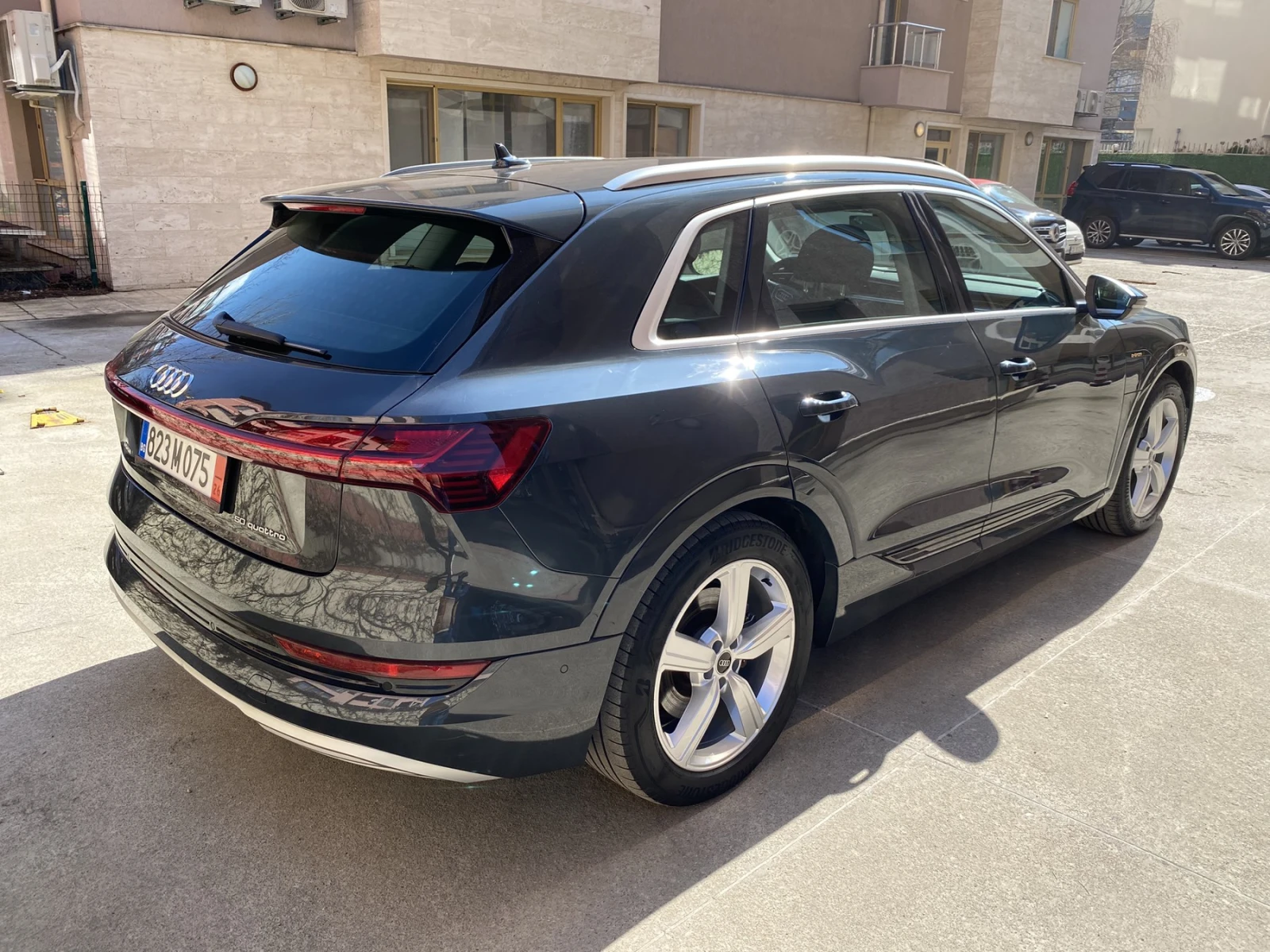 Audi E-Tron 50 quattro Business edition, снимка 7 - Автомобили и джипове - 53741908