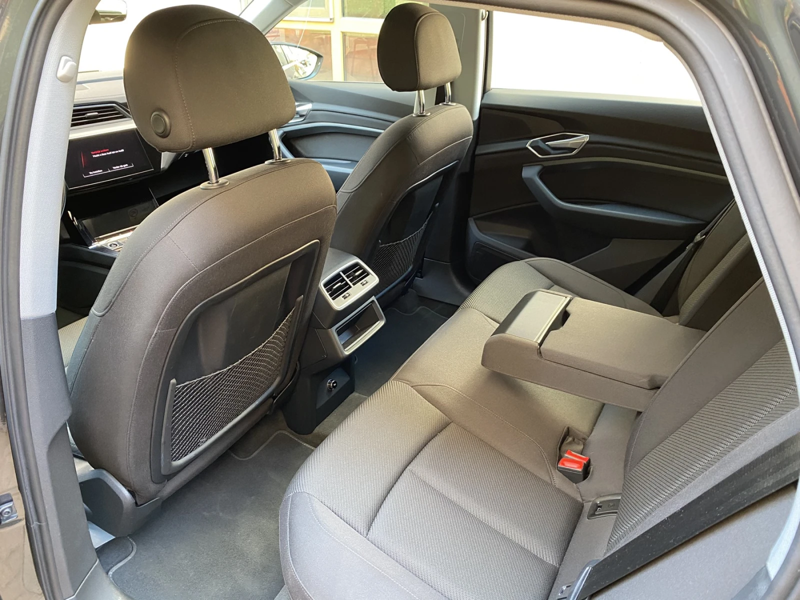 Audi E-Tron 50 quattro Business edition, снимка 13 - Автомобили и джипове - 53741908