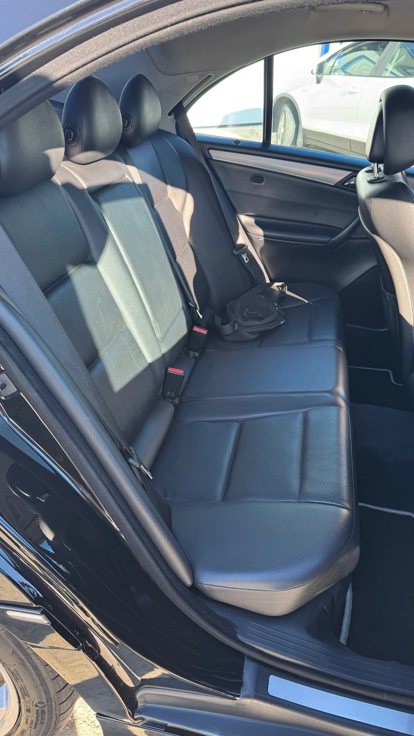 Mercedes-Benz C 320 W203 AVANGARDE, снимка 11 - Автомобили и джипове - 54556465