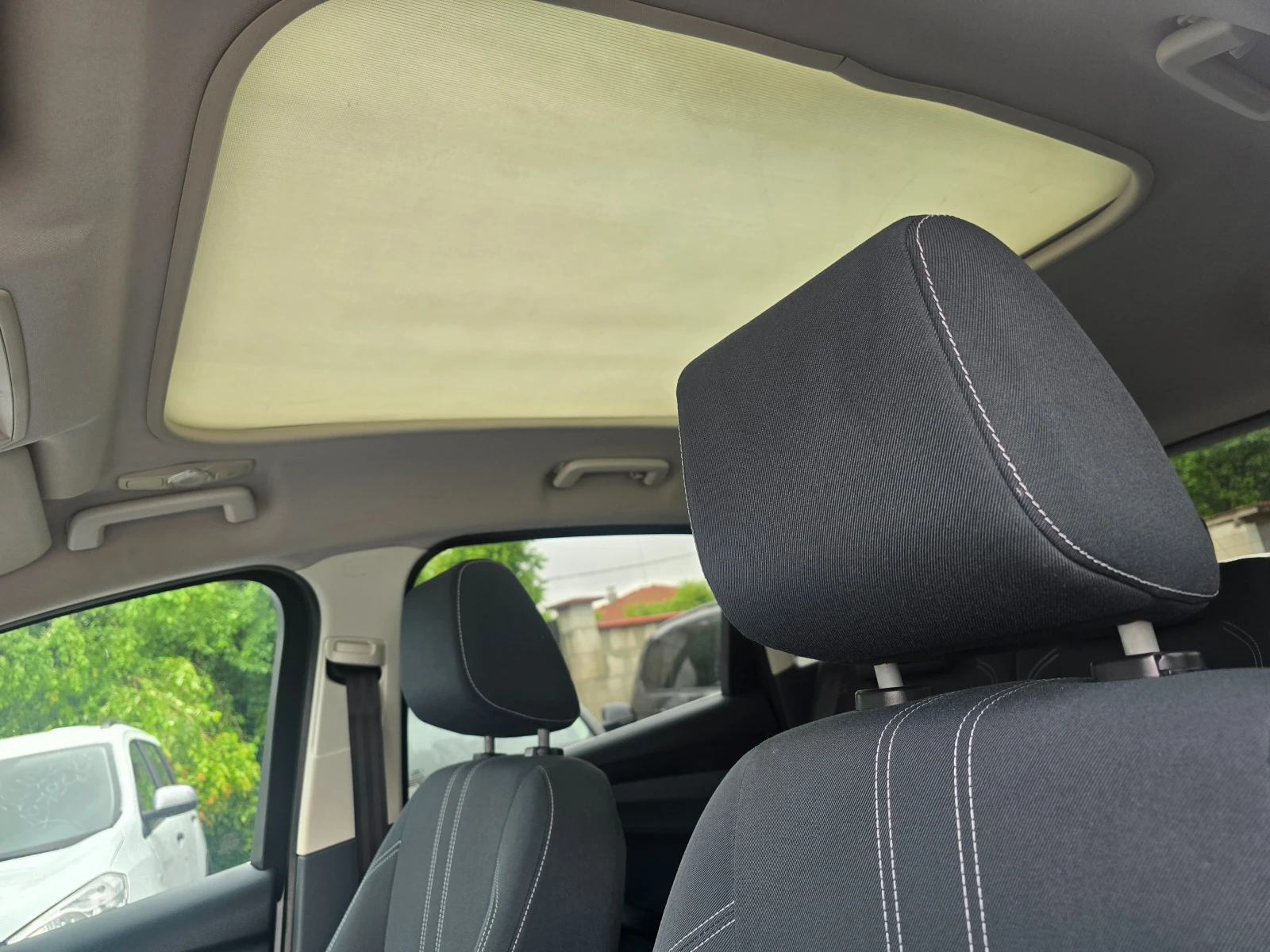 Ford C-max 1.6TDCI-ST-LINE-ПАНОРАМА-НАВИГАЦИЯ-KEYLESS-GO, снимка 10 - Автомобили и джипове - 54641016