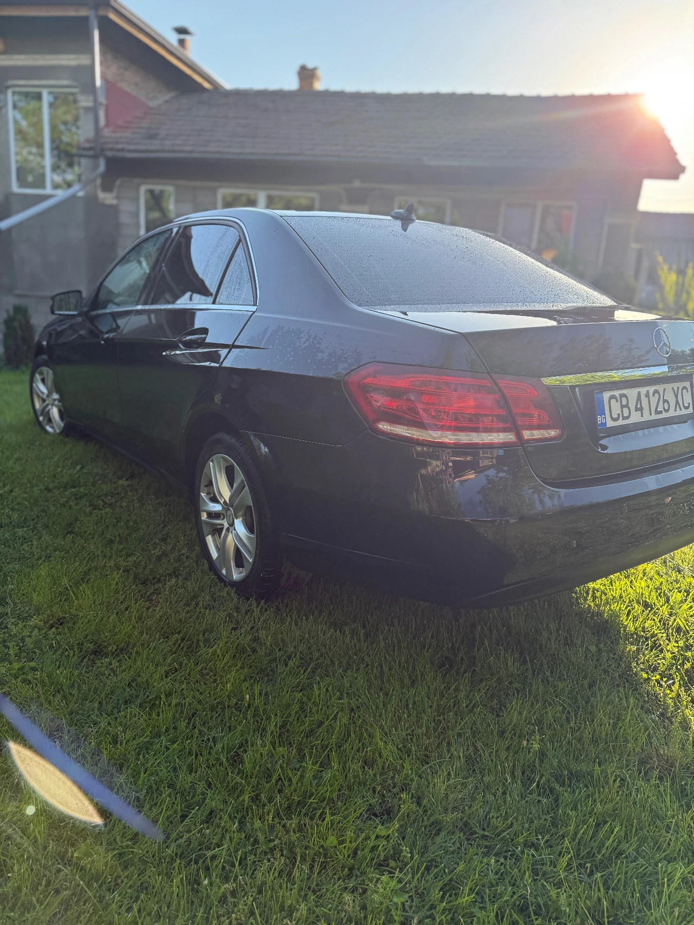 Mercedes-Benz E 220, снимка 6 - Автомобили и джипове - 54866488