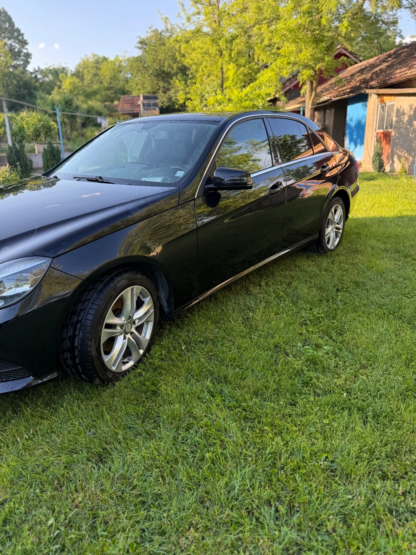 Mercedes-Benz E 220, снимка 5 - Автомобили и джипове - 54866488
