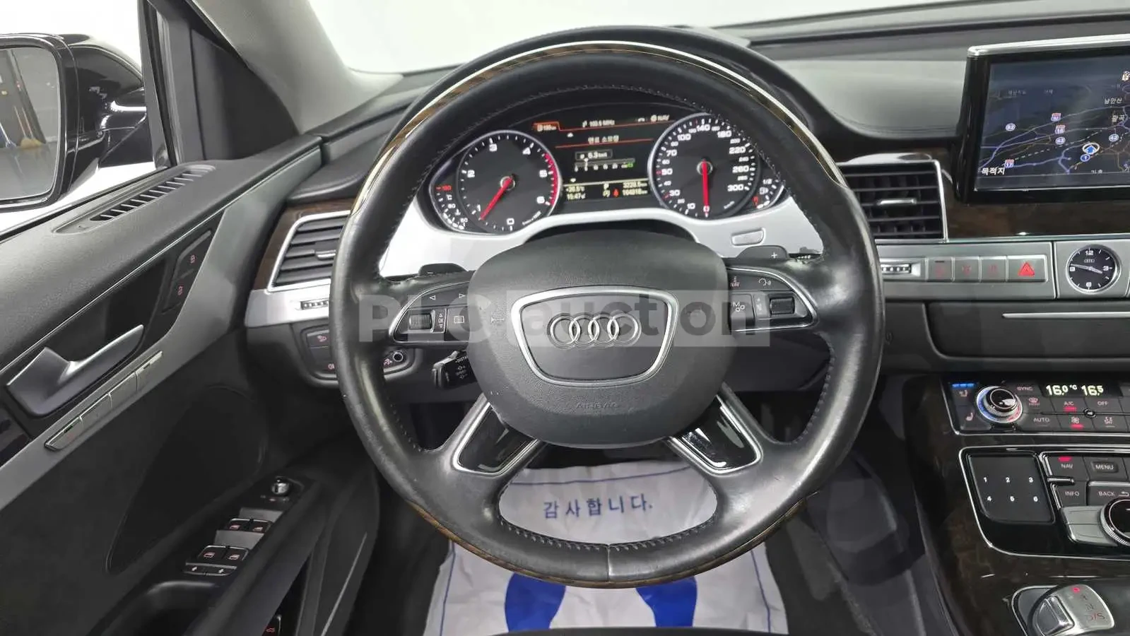 Audi A8 60TDI !FULL! !УНИKAТ! HEAD-UP/360/, снимка 13 - Автомобили и джипове - 55065965