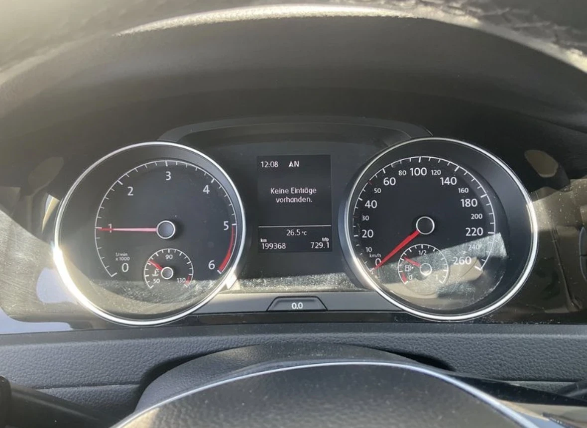 VW Golf 1.6TDI 115кс JOIN* IQ LIGHT* КАМЕРА* ПОДГРЕВ* НАВИ, снимка 10 - Автомобили и джипове - 55528637