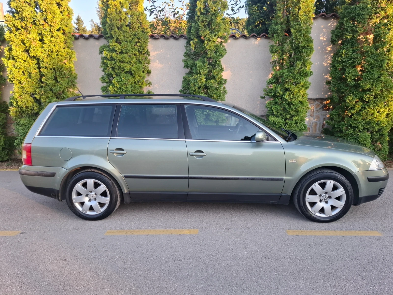 VW Passat Бензин/ГАЗ, снимка 2 - Автомобили и джипове - 55742249