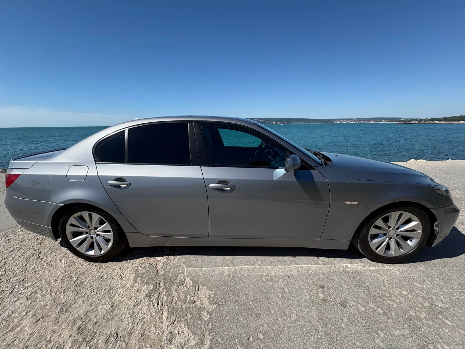 BMW 530, снимка 3 - Автомобили и джипове - 56540504