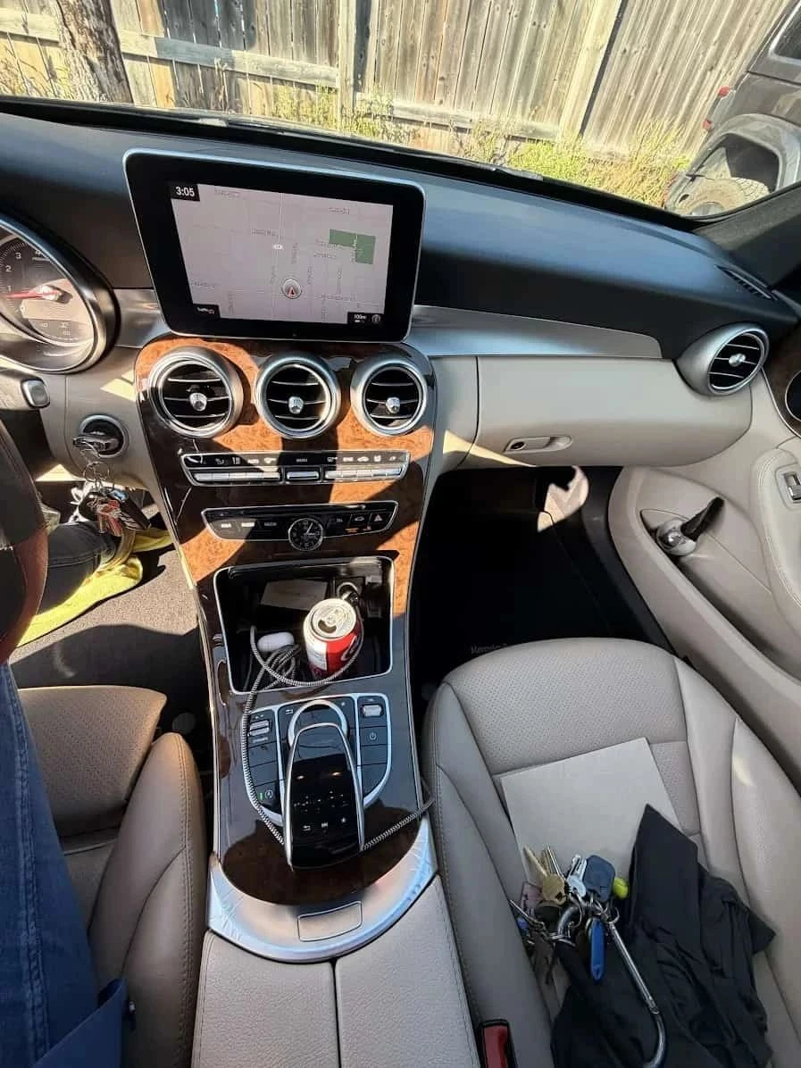 Mercedes-Benz C 300, снимка 9 - Автомобили и джипове - 56717156