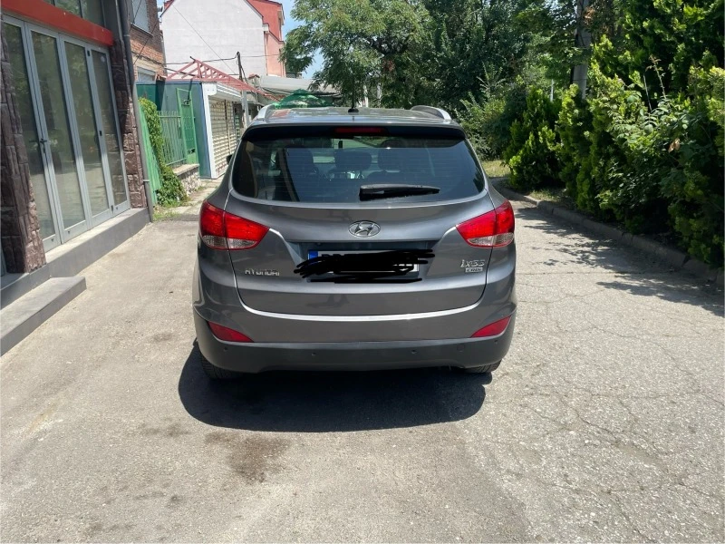 Hyundai IX35, снимка 4 - Автомобили и джипове - 47764657