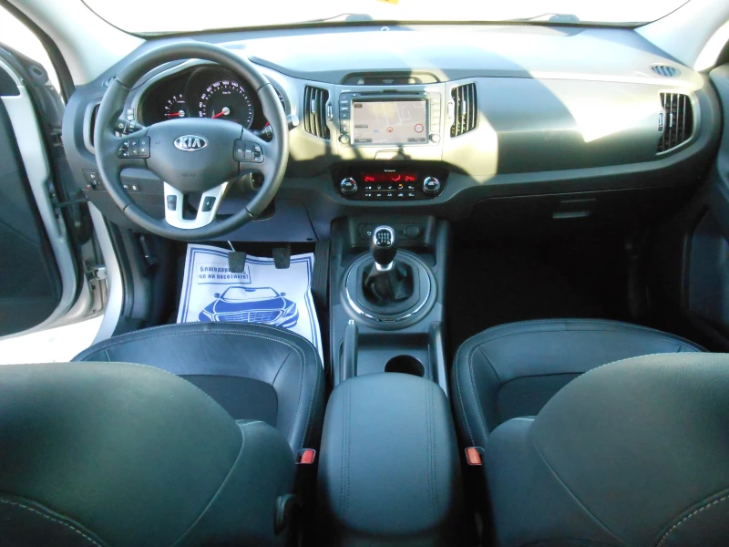 Kia Sportage 2.0d-6sk-Navi-Kamera-Euro-5B, снимка 14 - Автомобили и джипове - 48034767