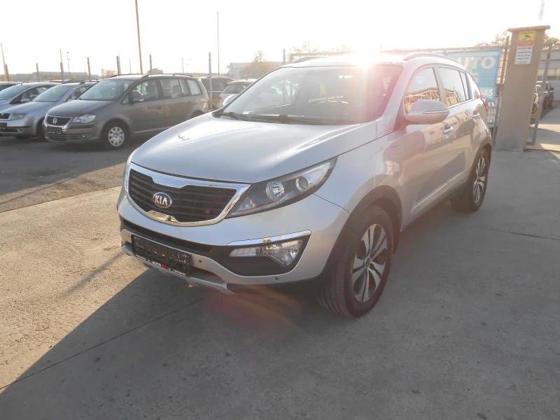 Kia Sportage 2.0d-6sk-Navi-Kamera-Euro-5B, снимка 1 - Автомобили и джипове - 48034767