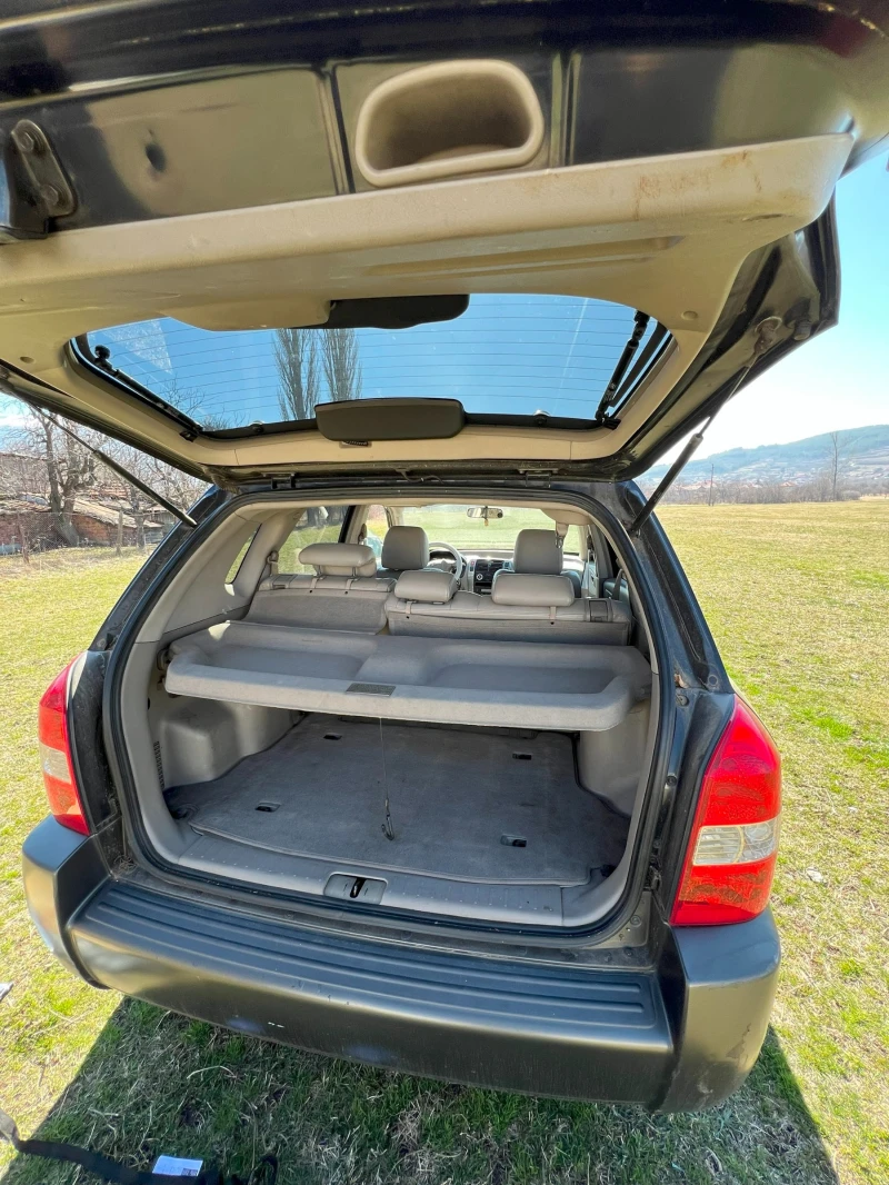 Hyundai Tucson CRDi, снимка 4 - Автомобили и джипове - 49413793