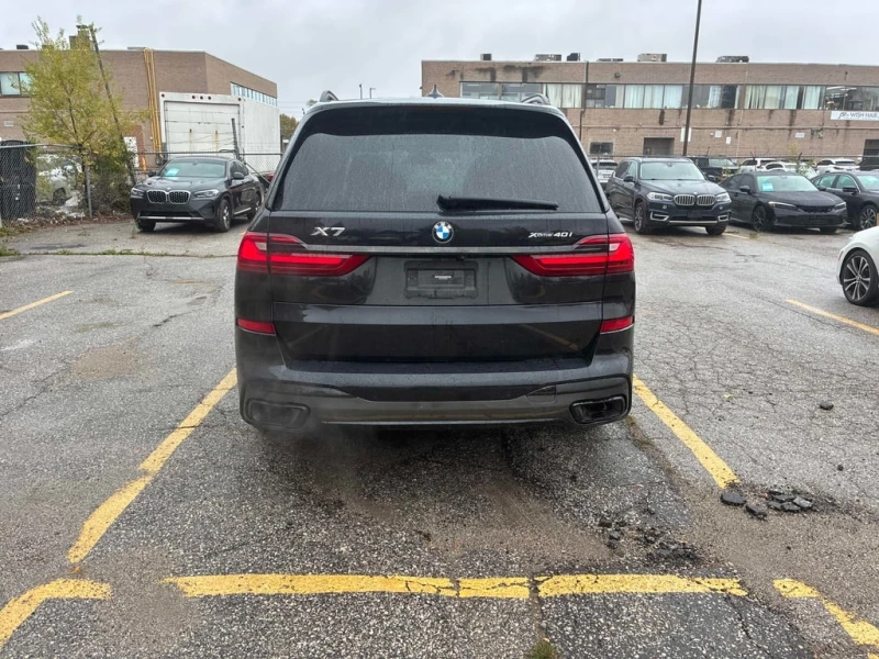 BMW X7 xDrive40i  CARFAX, снимка 11 - Автомобили и джипове - 52372529