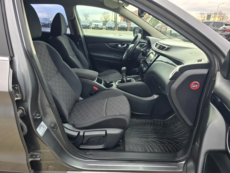 Nissan Qashqai 1.5DCI, 110к.с., Нави, Камера!, снимка 12 - Автомобили и джипове - 53292454