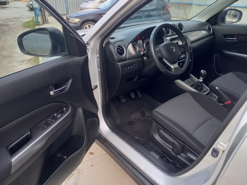 Suzuki Vitara 1.4 hybride booster jet, снимка 10 - Автомобили и джипове - 53599529
