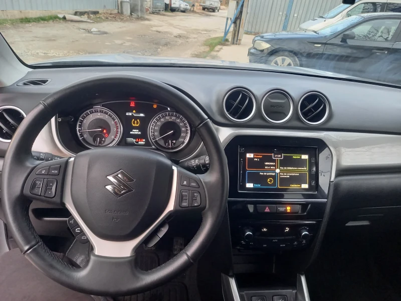 Suzuki Vitara 1.4 hybride booster jet, снимка 12 - Автомобили и джипове - 53599529