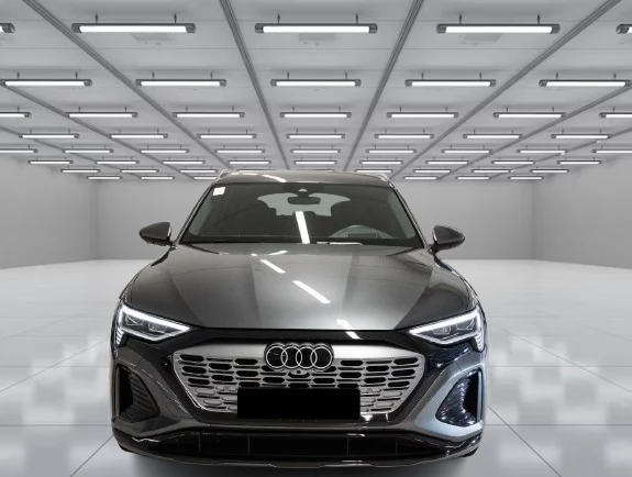 Audi Q8 e-Tron SUV 55 = S-line = Гаранция