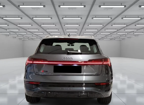 Audi Q8 e-Tron SUV 55 = S-line = Гаранция, снимка 3 - Автомобили и джипове - 55034861