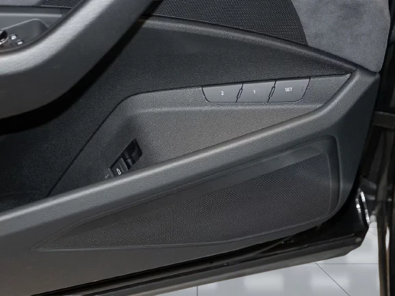 Audi Q8 e-Tron SUV 55 = S-line = Гаранция, снимка 6 - Автомобили и джипове - 55034861
