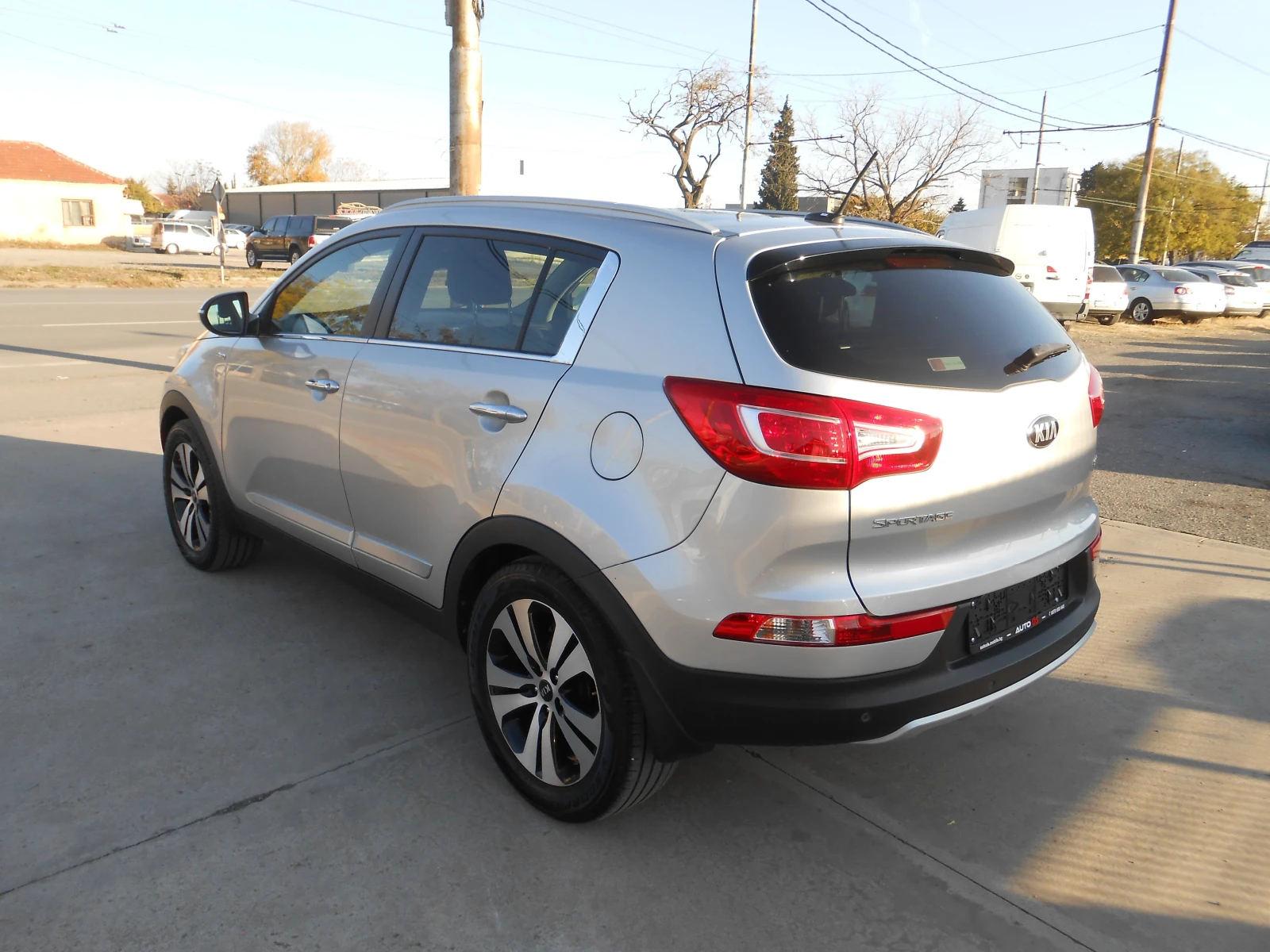 Kia Sportage 2.0d-6sk-Navi-Kamera-Euro-5B - изображение 7