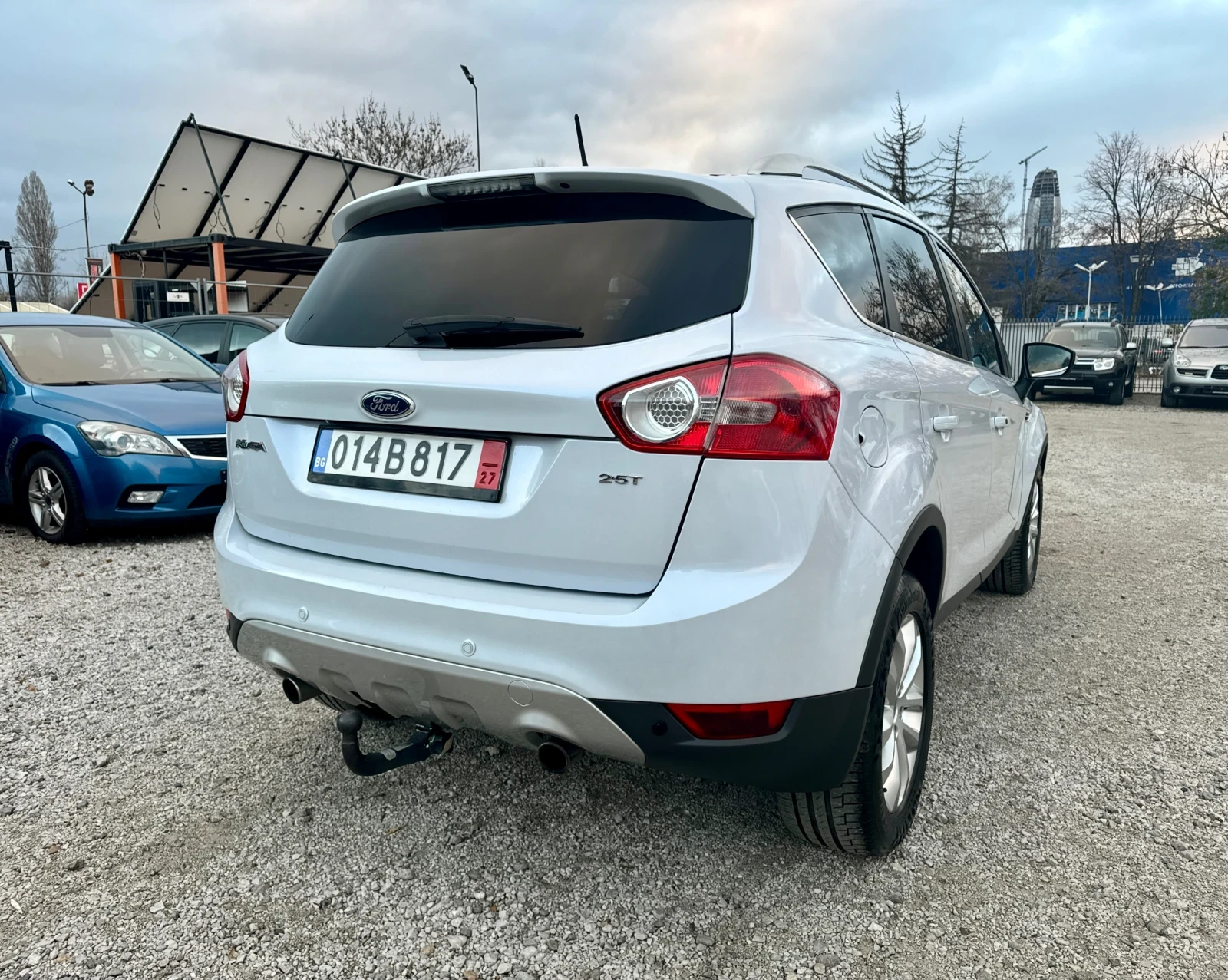 Ford Kuga 2.5i Titanium 4х4   -КАТО НОВА- - изображение 5