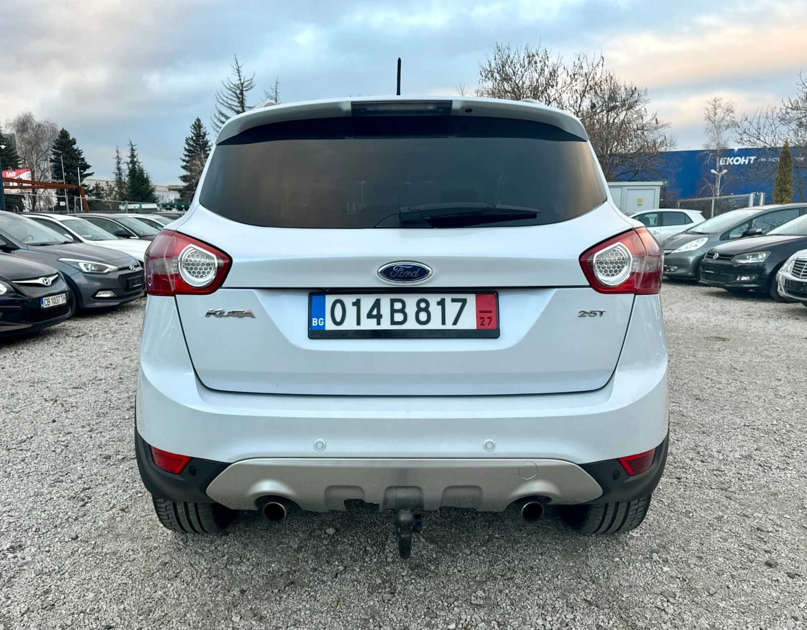 Ford Kuga 2.5i Titanium 4х4   -КАТО НОВА- - изображение 4