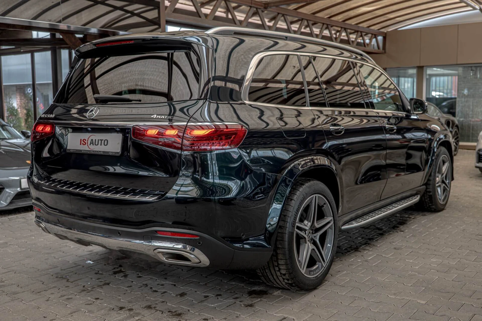 Mercedes-Benz GLS580 AMG/HuD/Обдухване/Камера360/Burmester/6+ 1/, снимка 6 - Автомобили и джипове - 51173215