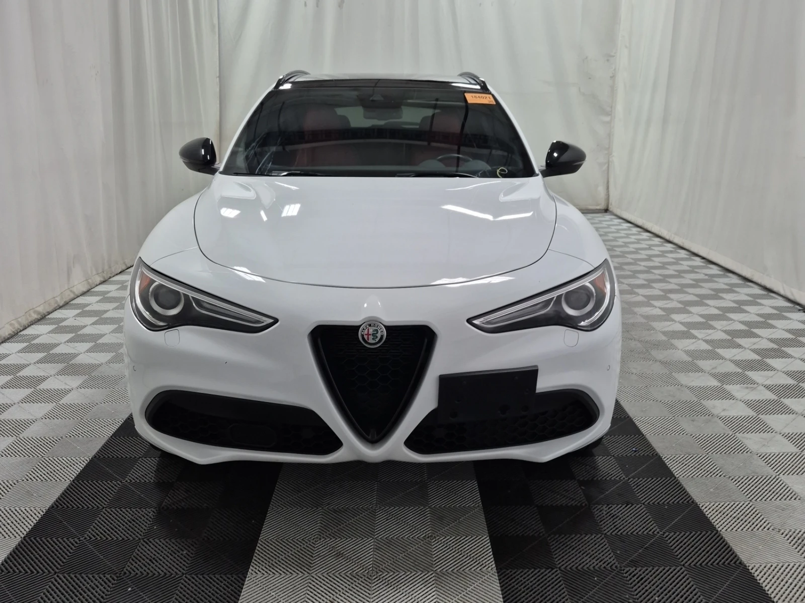 Alfa Romeo Stelvio VELOCE * CARFAX * АвтоКредит * Цена до България*  - изображение 5