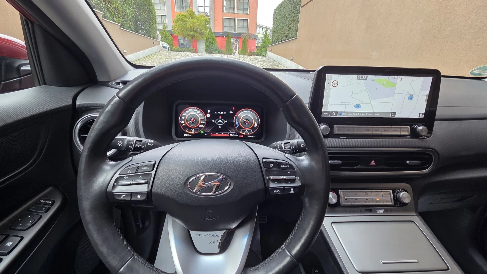 Hyundai Kona 64KWh/2022//SOH100% | Mobile.bg   14