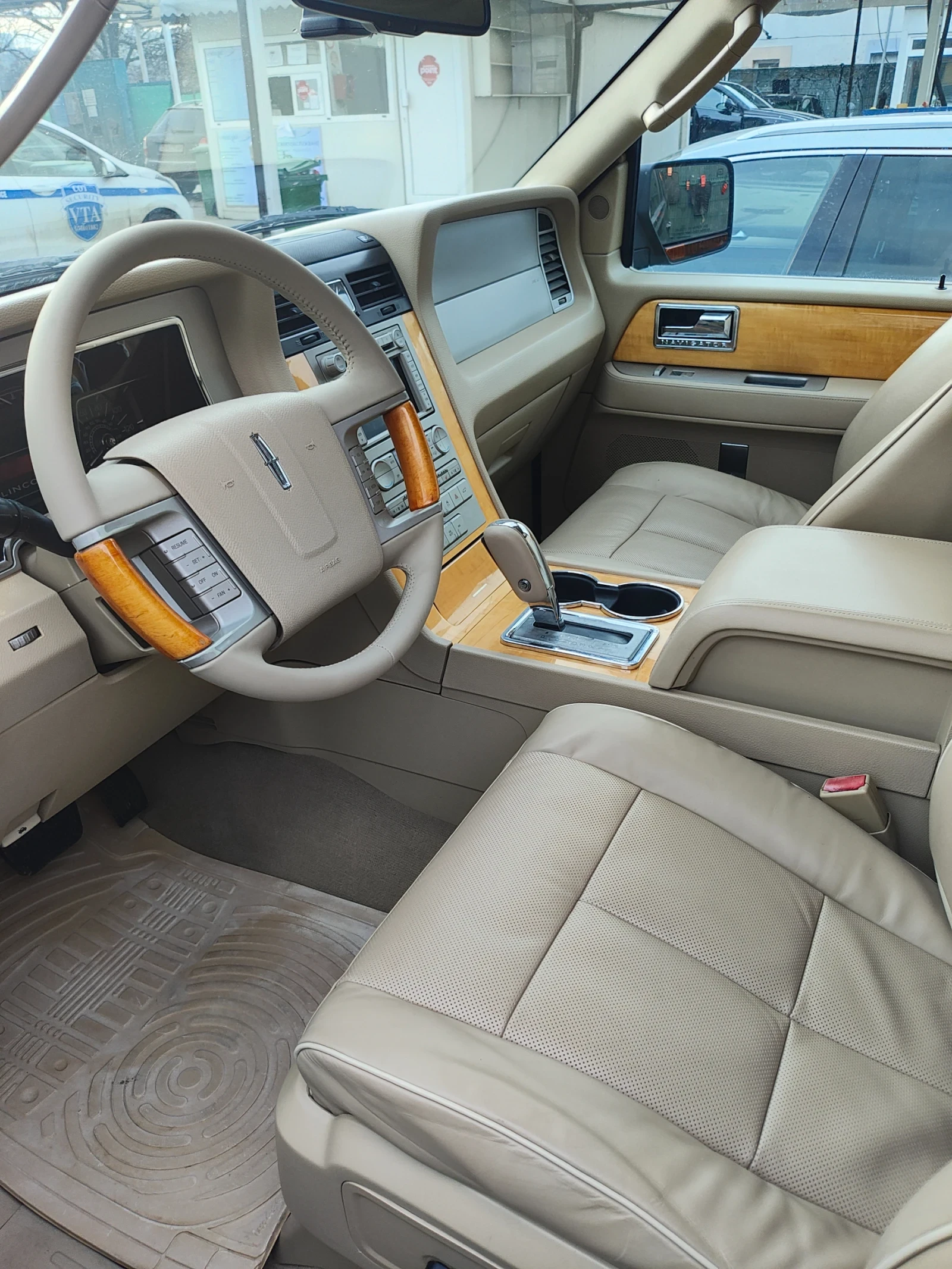 Lincoln Navigator Gaz - изображение 3