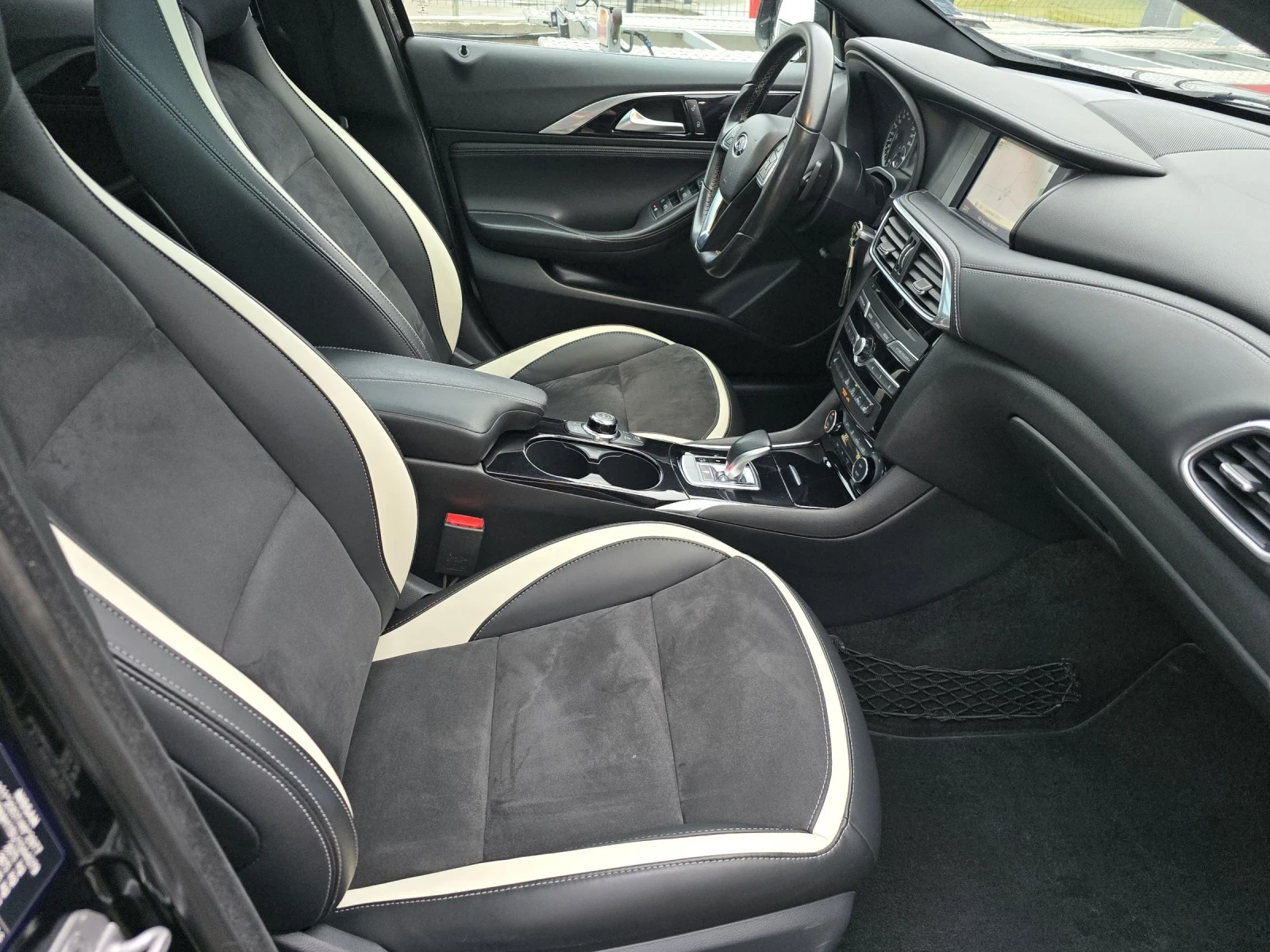 Infiniti Q30 S 2.2CDi/ S-line/������  | Mobile.bg � ����������� 12